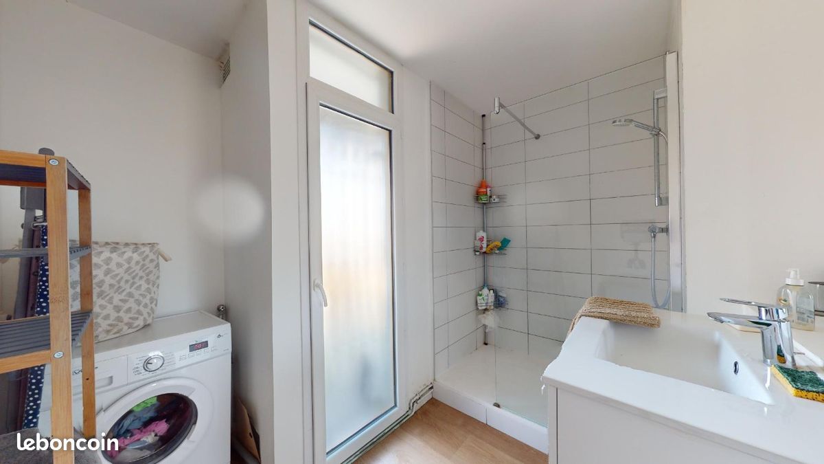 Colocatie La Rochelle 513397