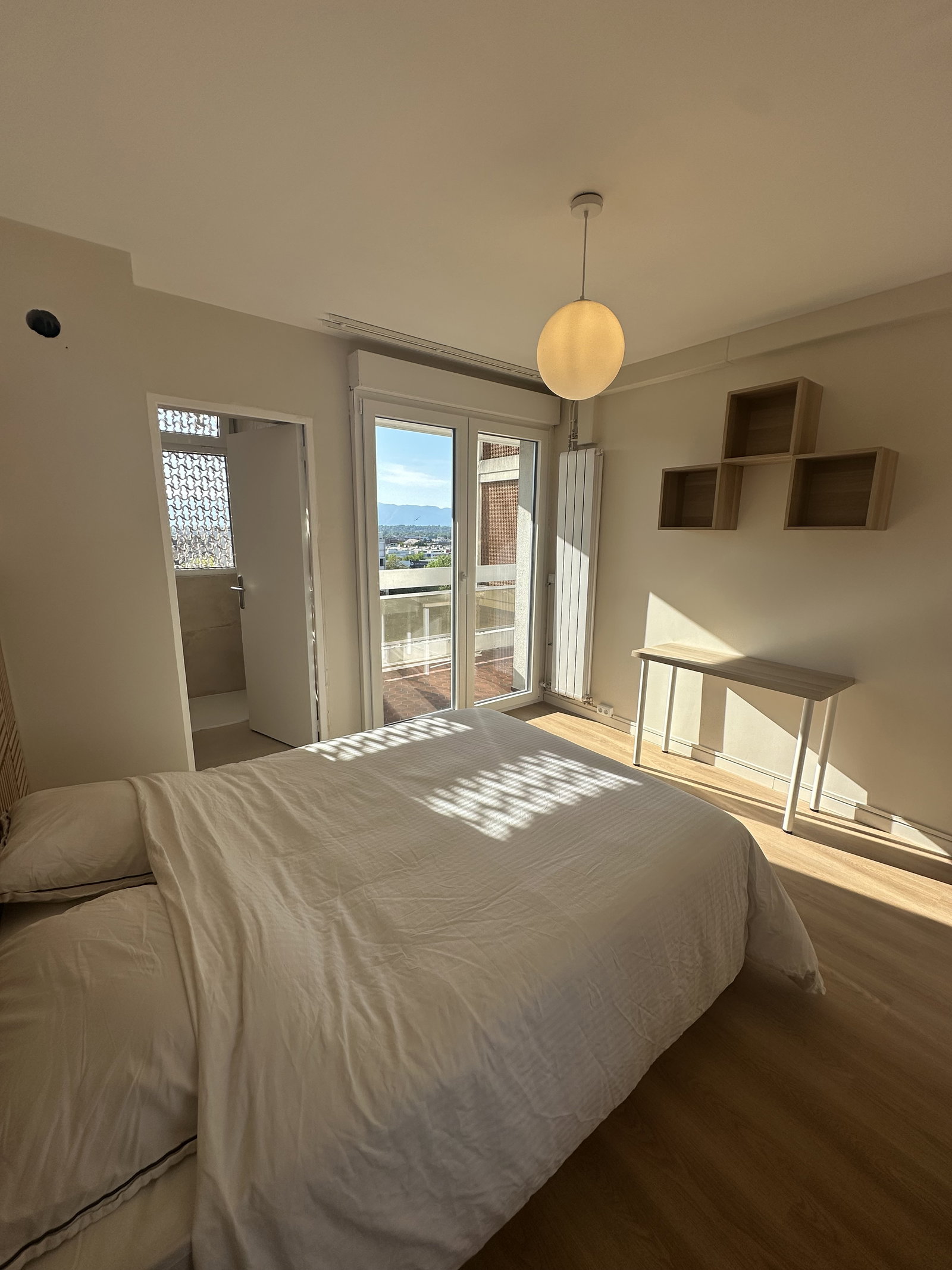 Kolokasie Annemasse 664316