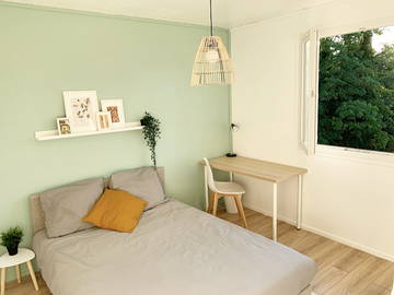Roomlala | Gedeelde verblyf naby IUT/Hospitaal ★ Ideaal vir studente, jong professionele persone