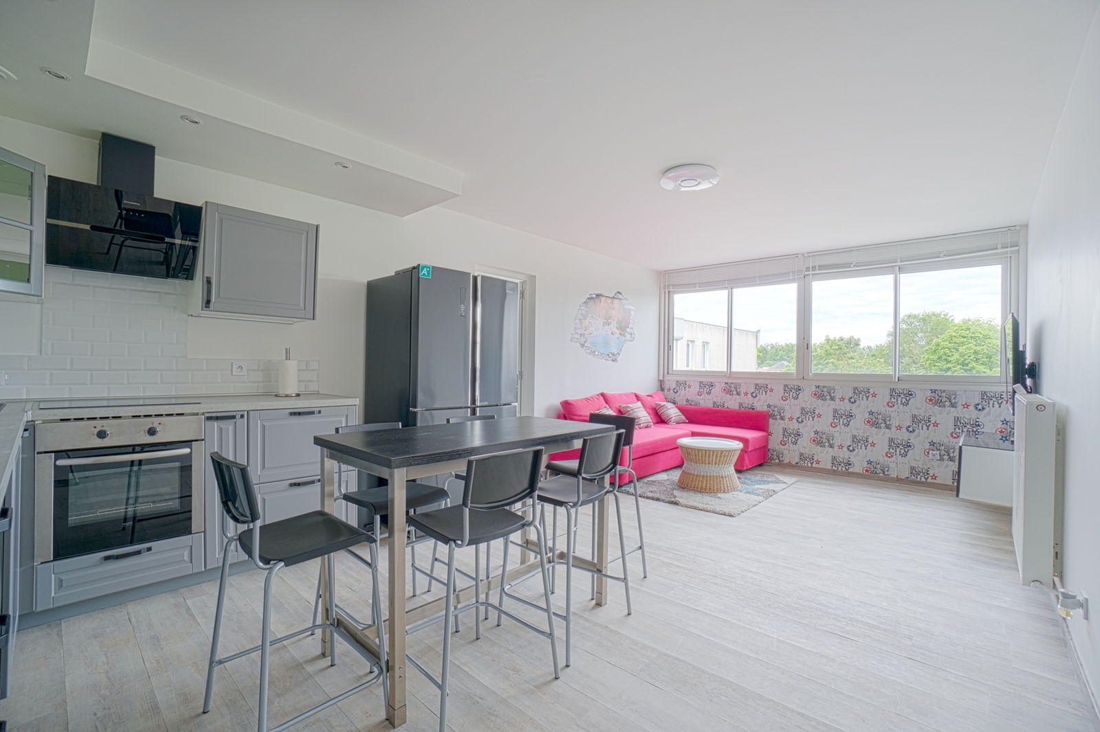 Kolokation Savigny-le-Temple 263038