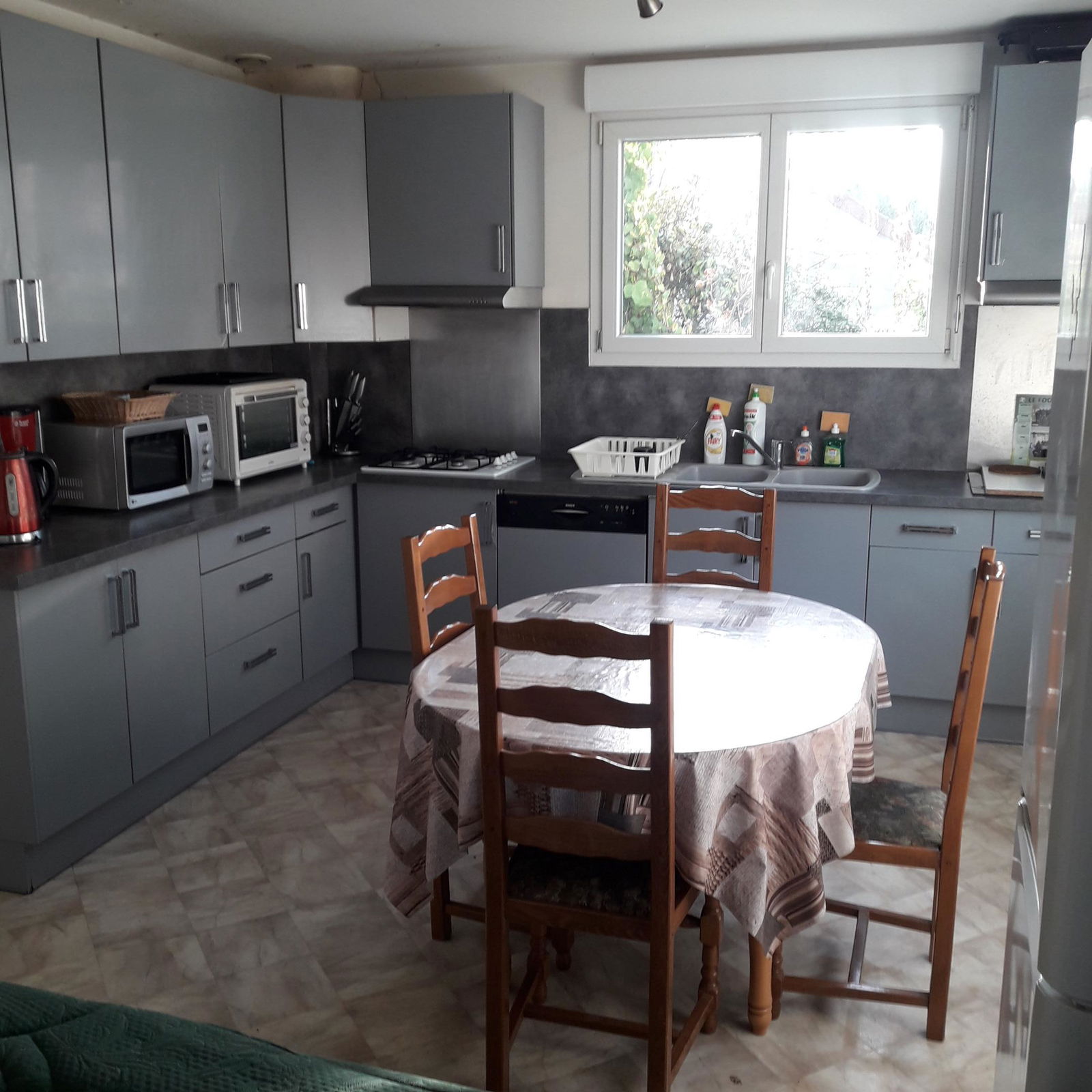 Onofhängeg Studio Fère-Champenoise 256135