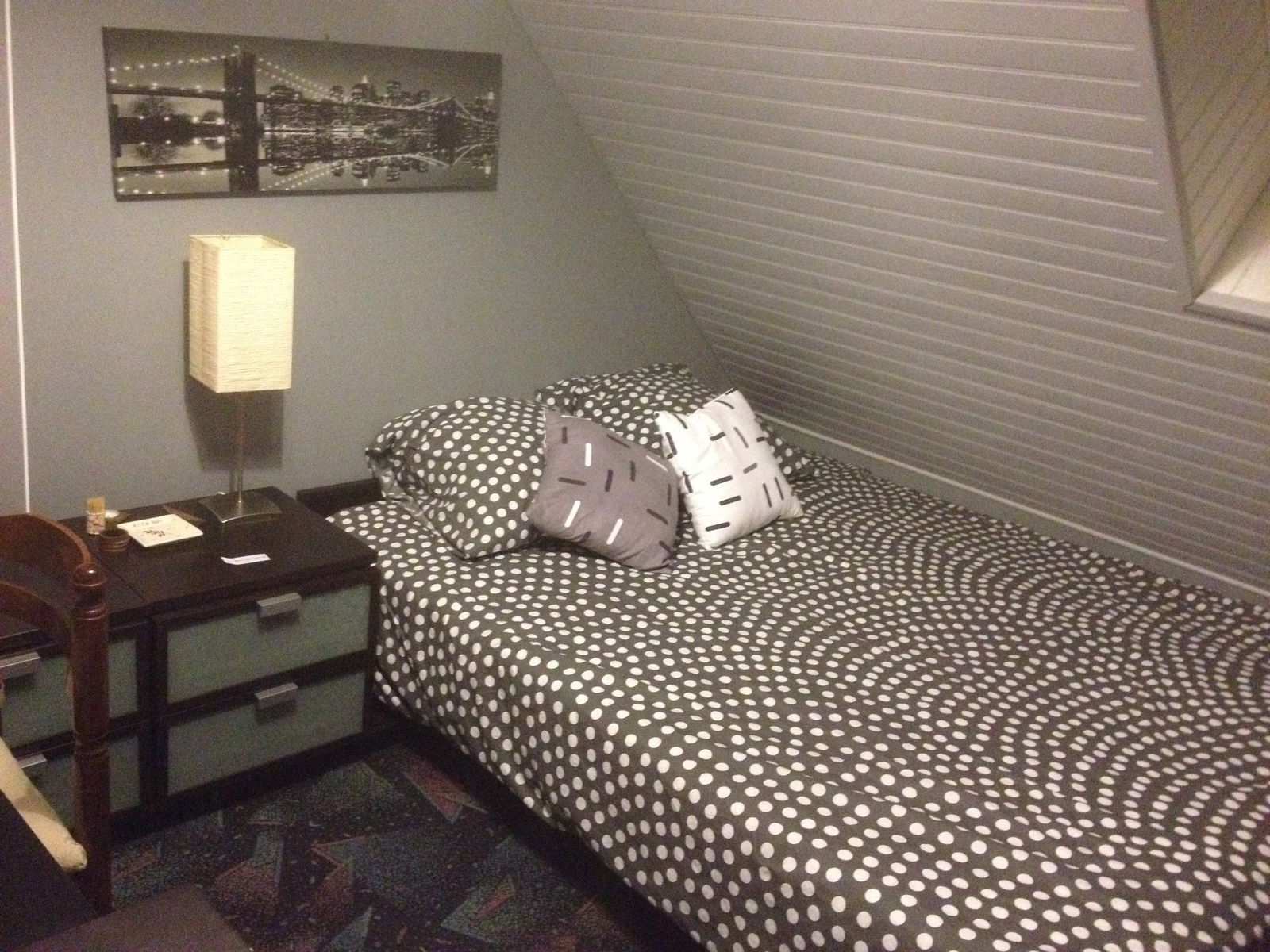 Kolokation Poses 336890