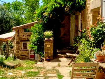 Roomlala | 🏰🌿 Gemeinschaftsunterkunft Ardèche Verte