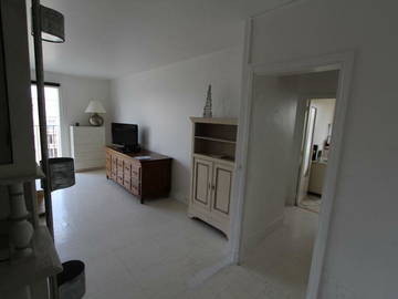 Roomlala | Gemeubileerd appartement te huur, geheel 
