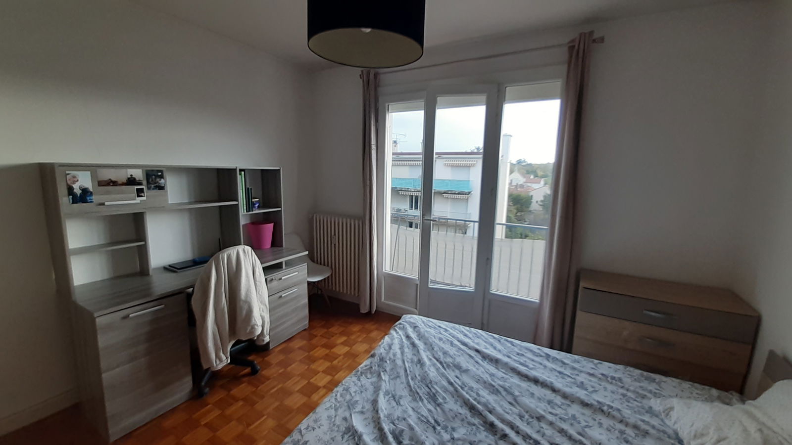 Colocatie Valence 634173