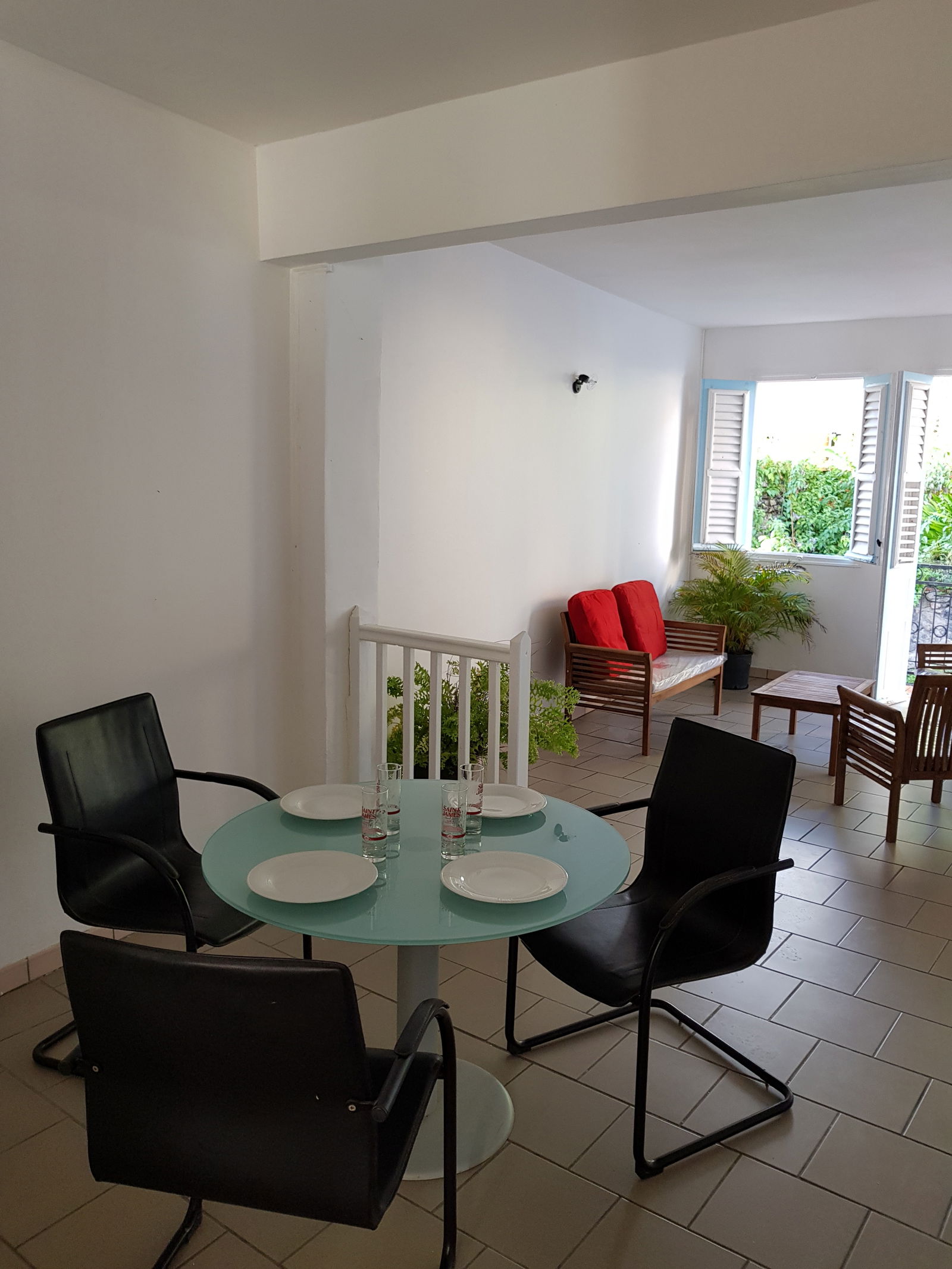 Onafhanklike Ateljee Saint-Pierre 241004