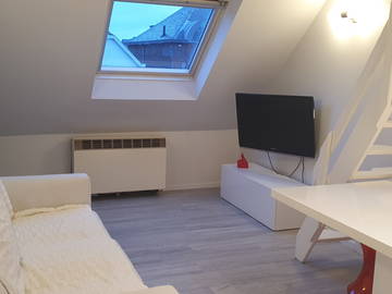 Roomlala | Gemeubileerde en uitgeruste studio, onlangs gerenoveerd, cocooning en licht