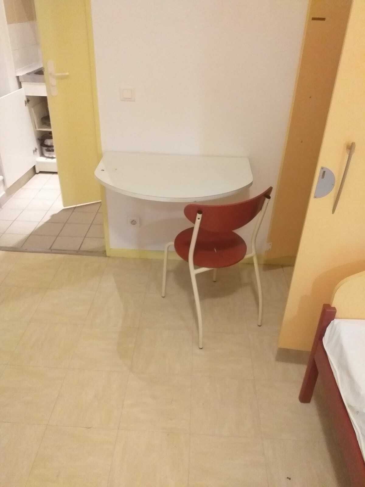 Gastgezin Marseille 242581