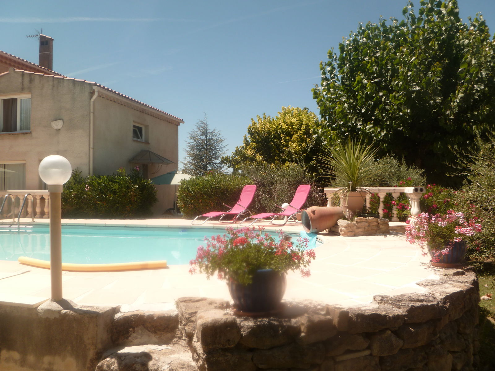 Hele Huis Pertuis 151932