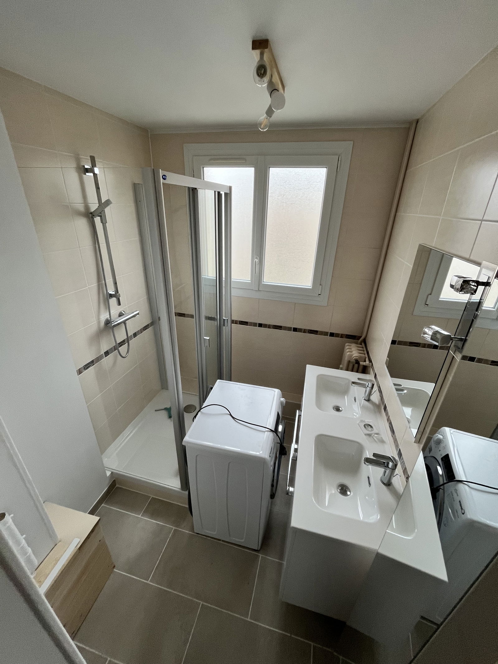 Colocatie Laval 542585