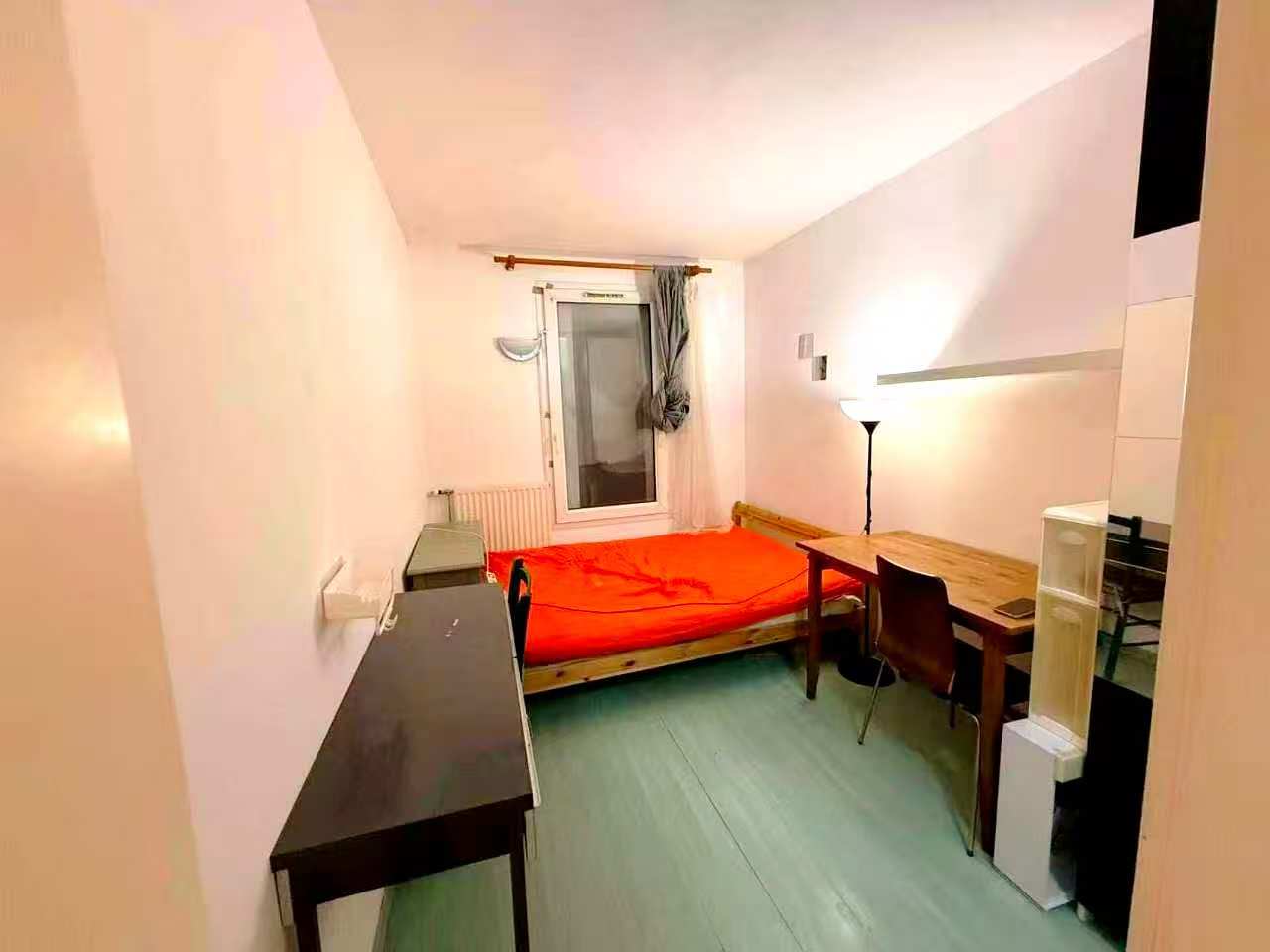 Colocatie Nanterre 650660