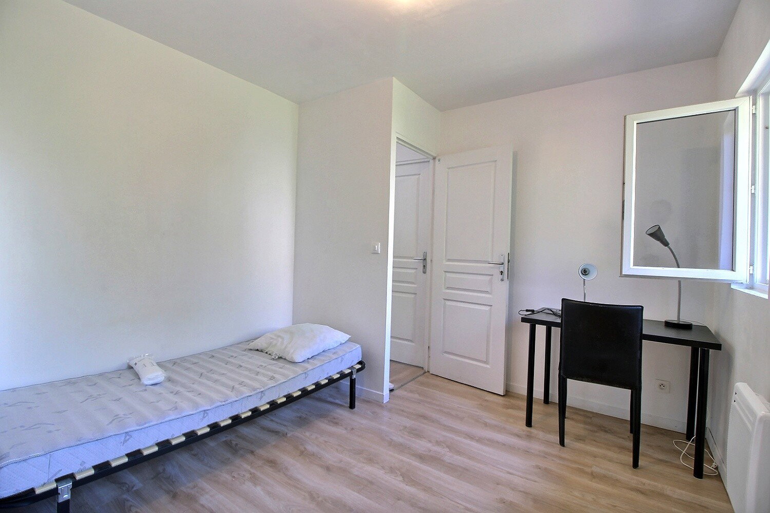 Gastgezin Palaiseau 664369