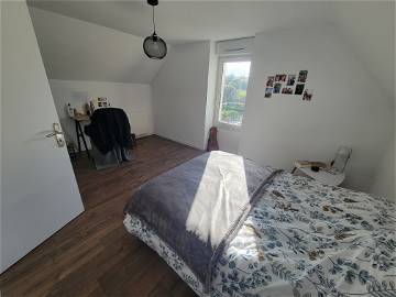 Roomlala | Gemeubileerde kamer voor een week/maand aan de voet van de stad