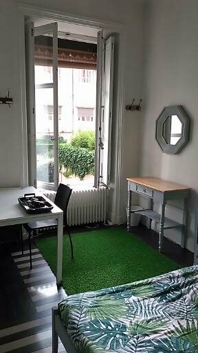 Gastgezin Lyon 111499