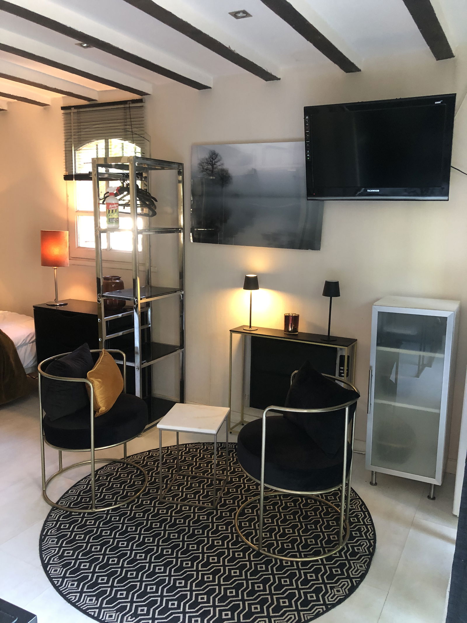 Onafhankelijke Studio Pompertuzat 542855