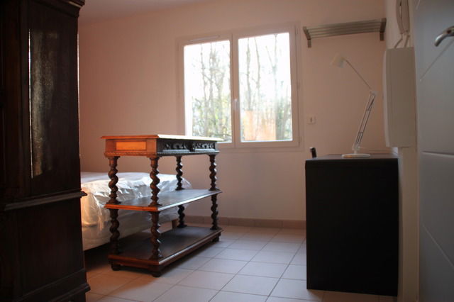 Gastgezin Ecully 25174