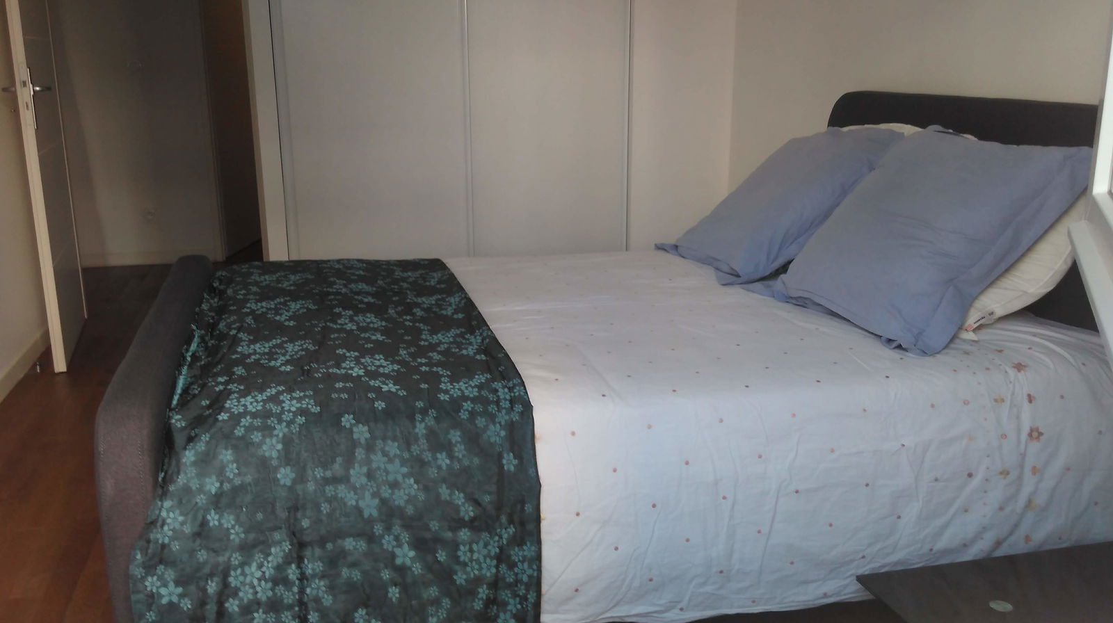 Gastgezin Gennevilliers 490923