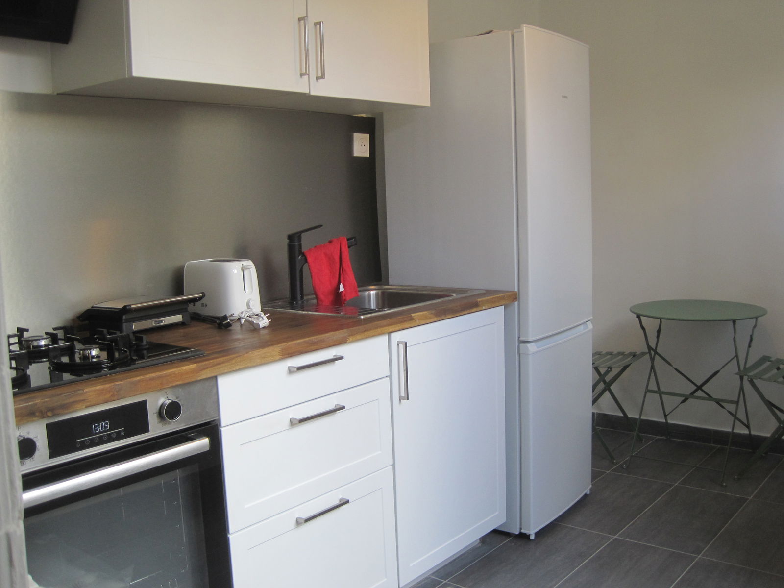 Homestay Saint-Quentin 375103