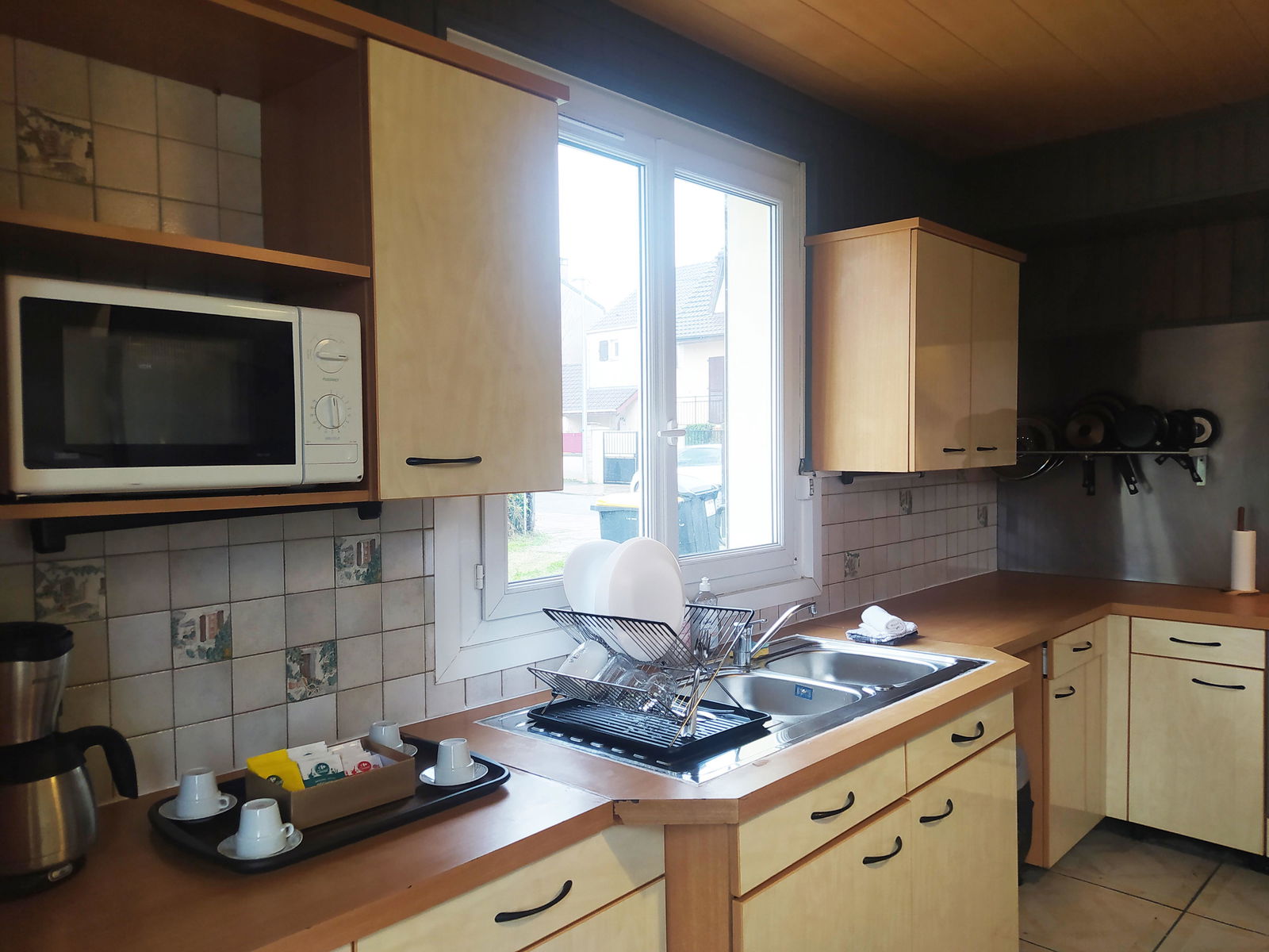 Homestay Stains 441065