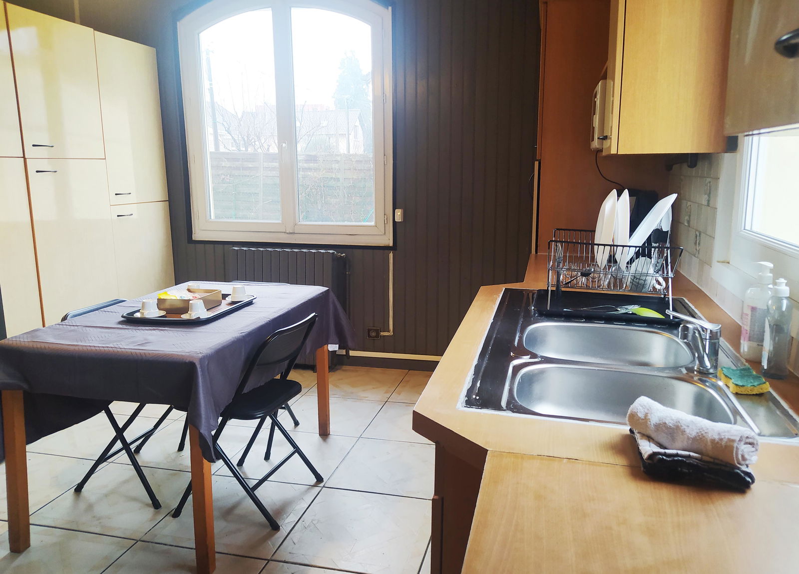 Homestay Stains 441065