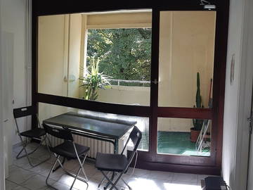 Room For Rent Ferney-Voltaire 221015