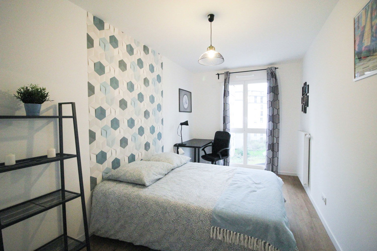 Kolokation Clichy 264930