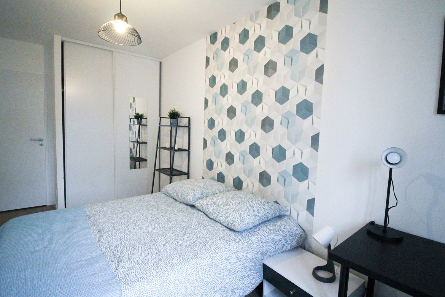Kolokation Clichy 264930