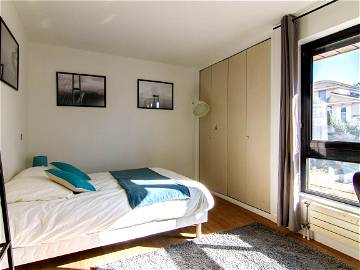 Roomlala | Geräumiges Und Warmes Zimmer – 15 M² – RU30