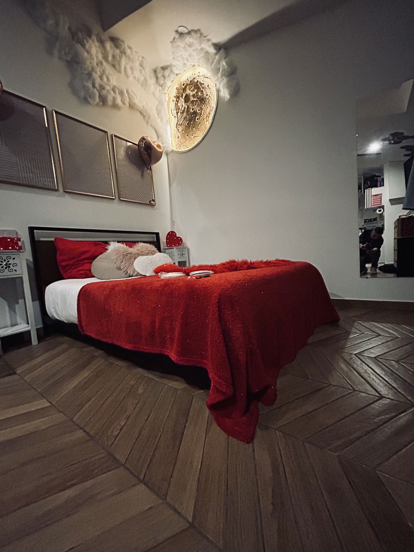 Entire Home Bondy 587000