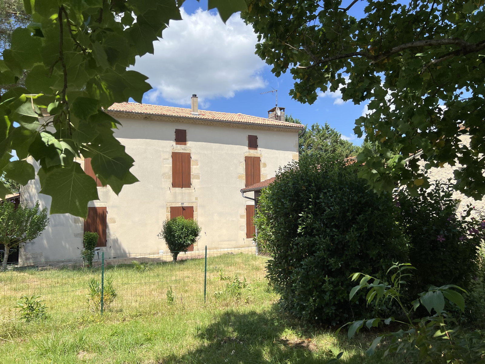 Gehele Woning Castets et Castillon 669200