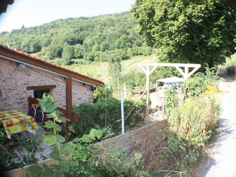 Entire Home Lyon 18741-5