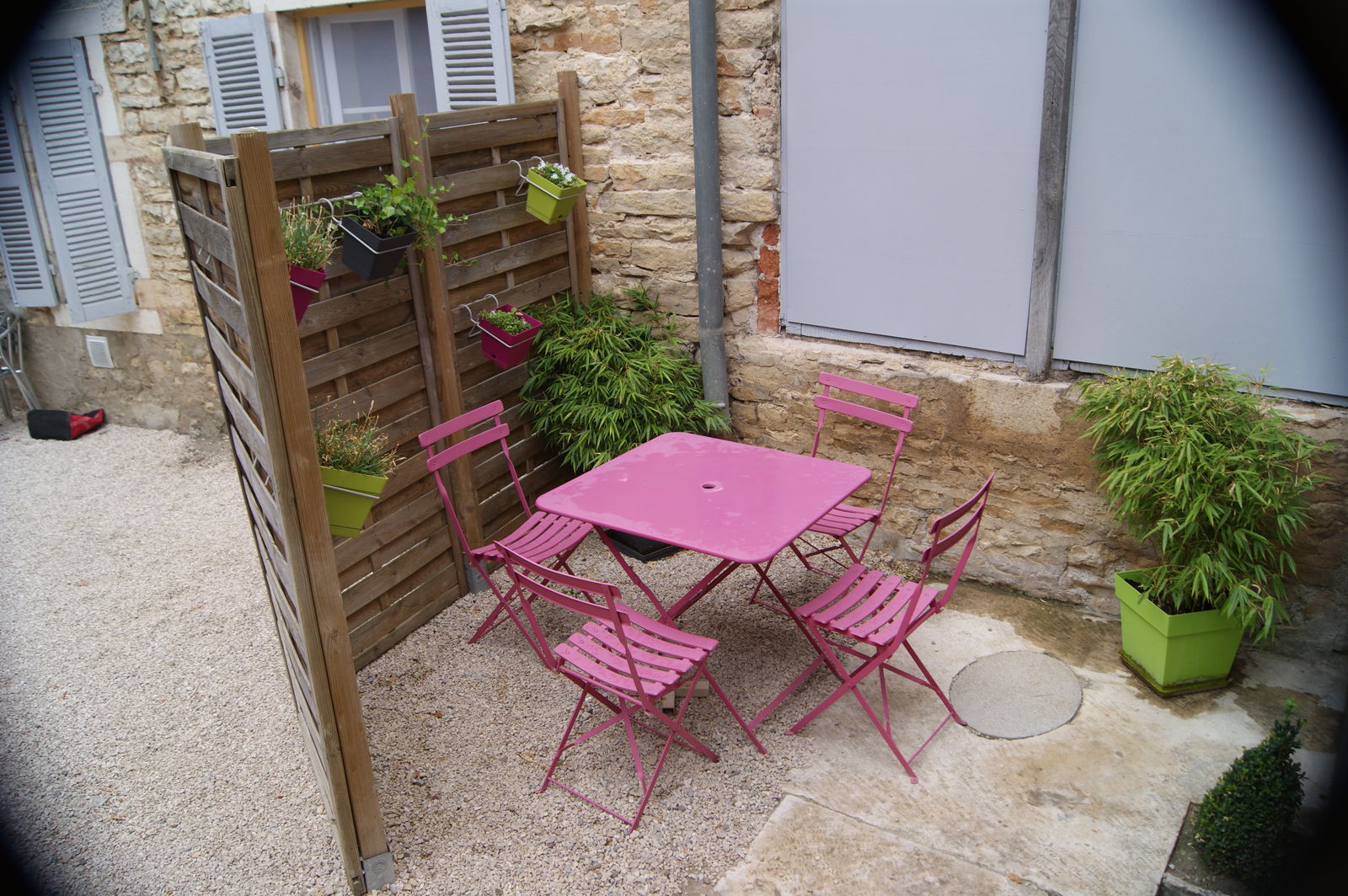 Onofhängeg Studio Meursault 142669