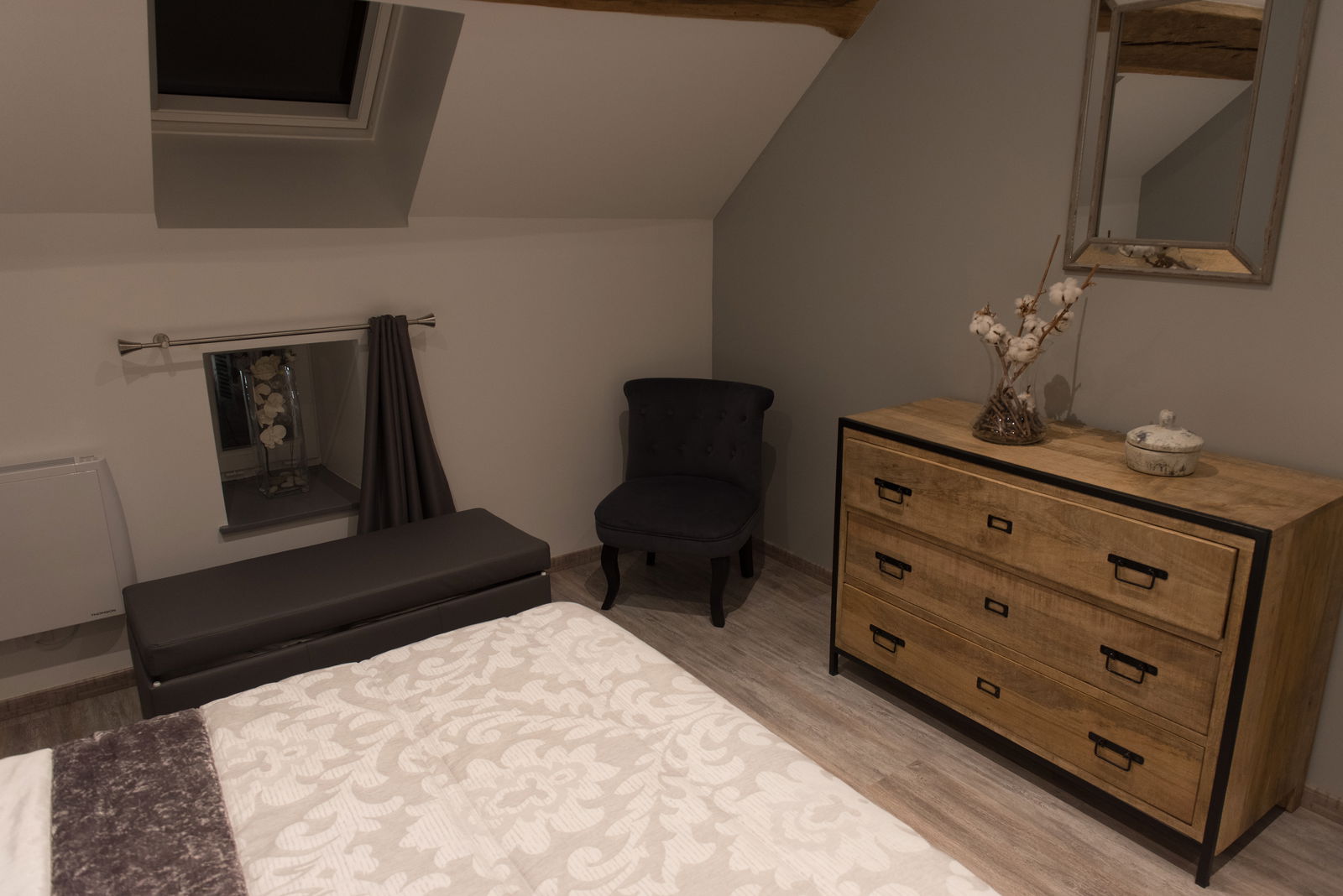 Onofhängeg Studio Meursault 142669