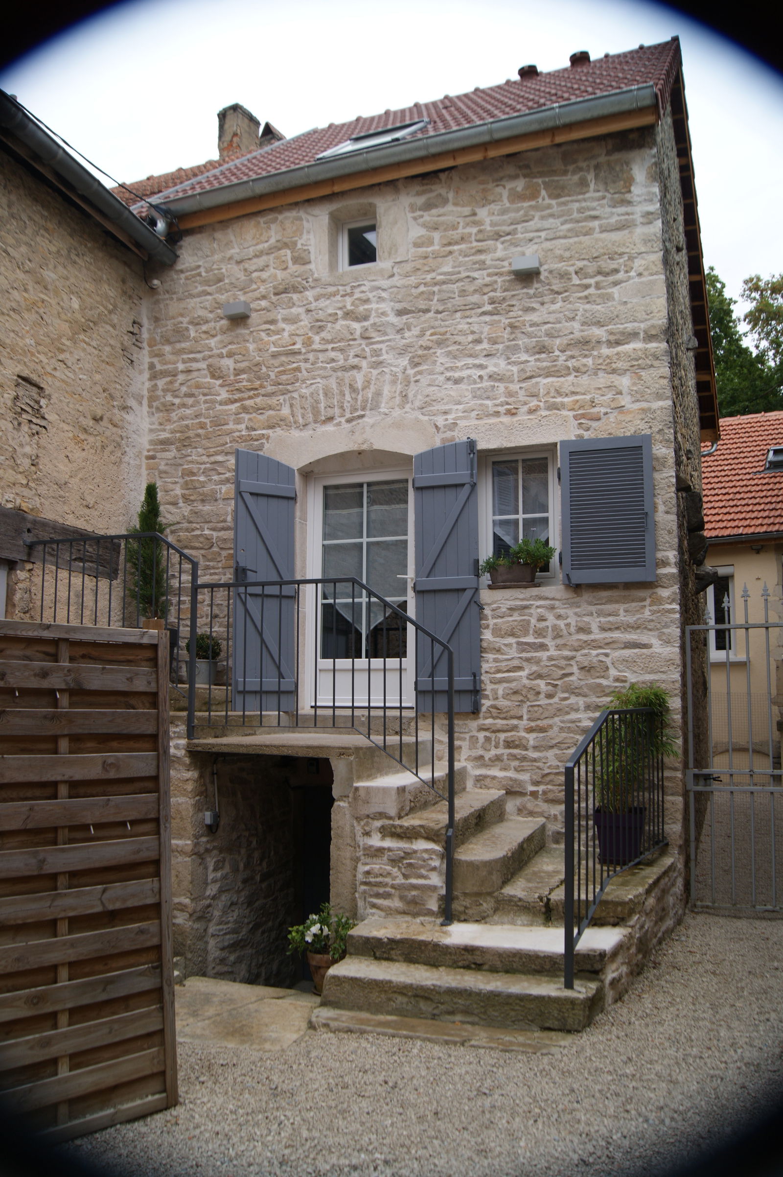 Onofhängeg Studio Meursault 142669