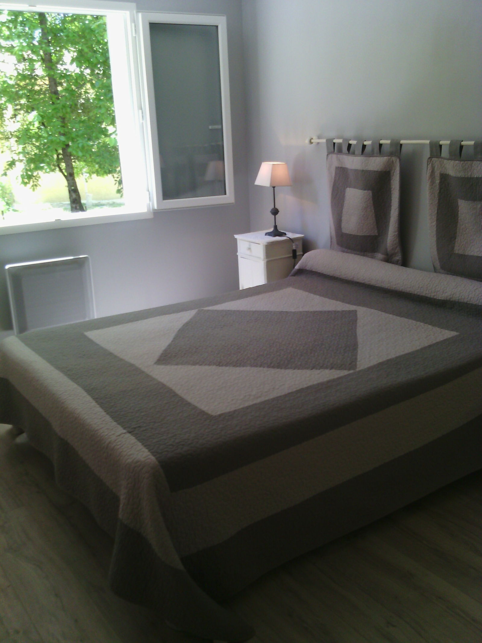 Oberoende Studio Jaujac 132101