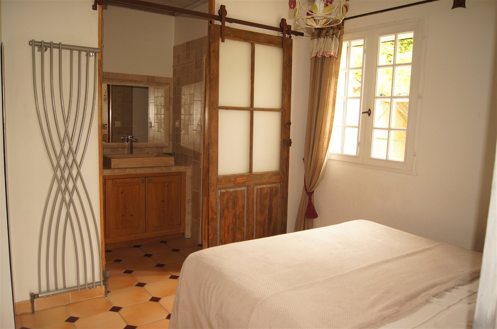 Oberoende Studio Gargas 48964