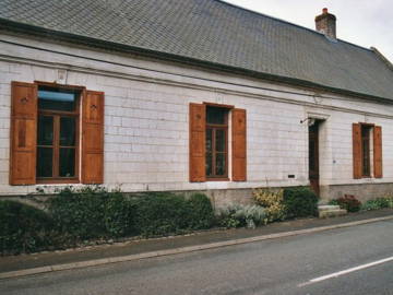 Roomlala | Gîte À Louer À Estrée Cauchy - Grange Alexandre