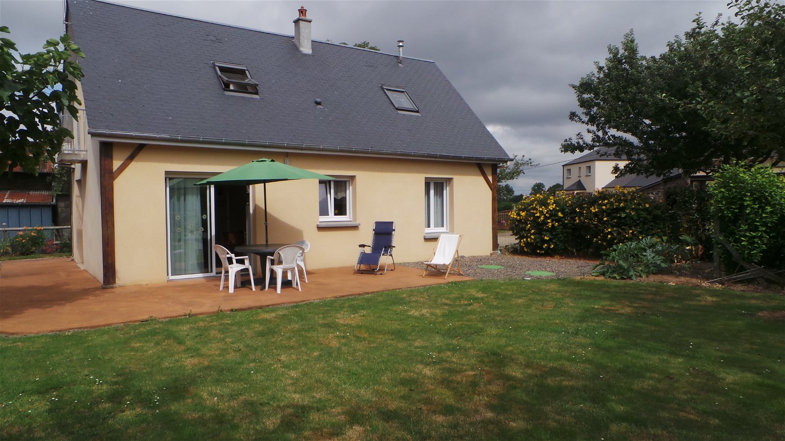 Itsenäinen Studio Isigny-le-Buat 94375