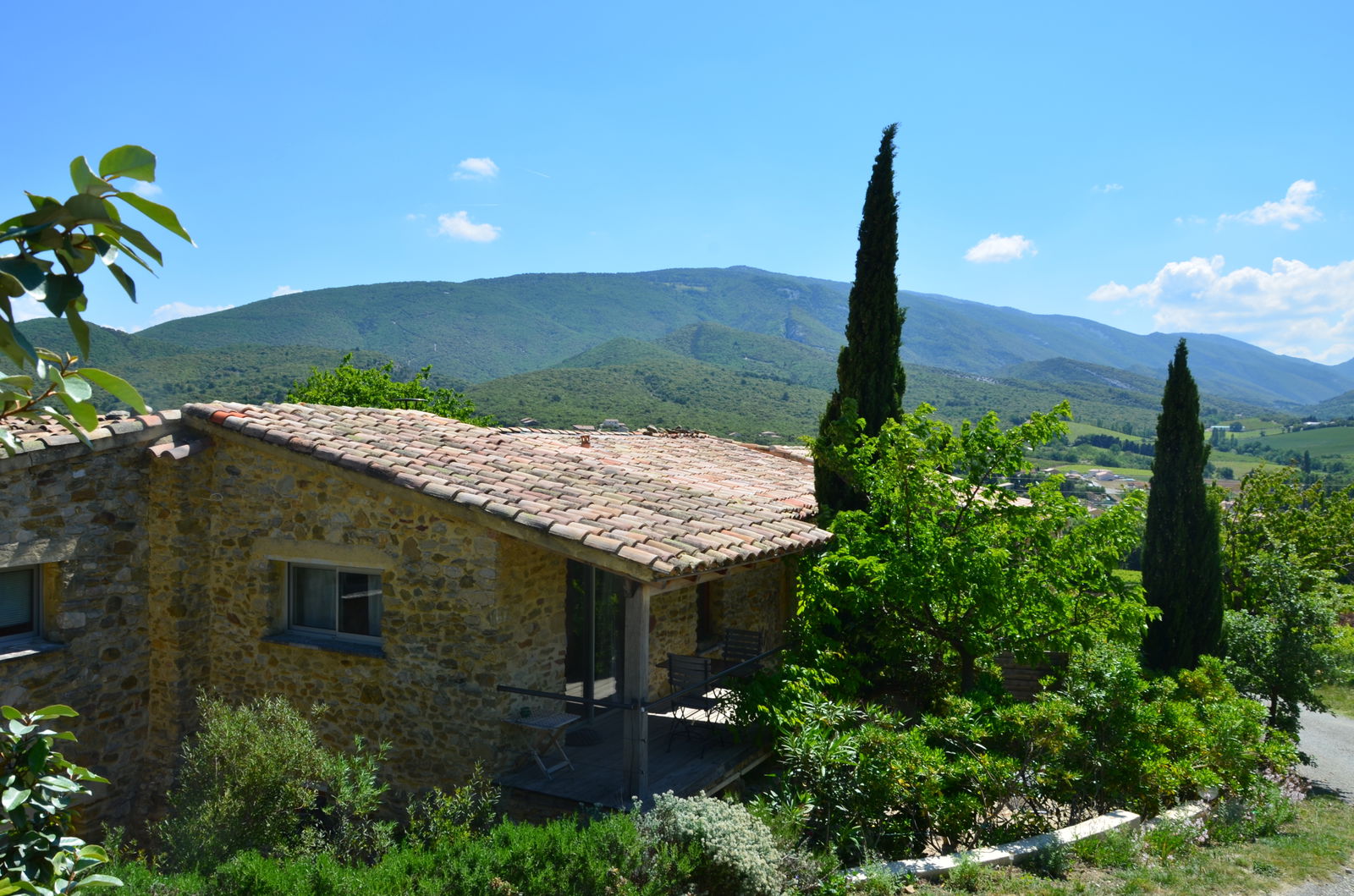 Onofhängeg Studio Roche-Saint-Secret-Béconne 197905