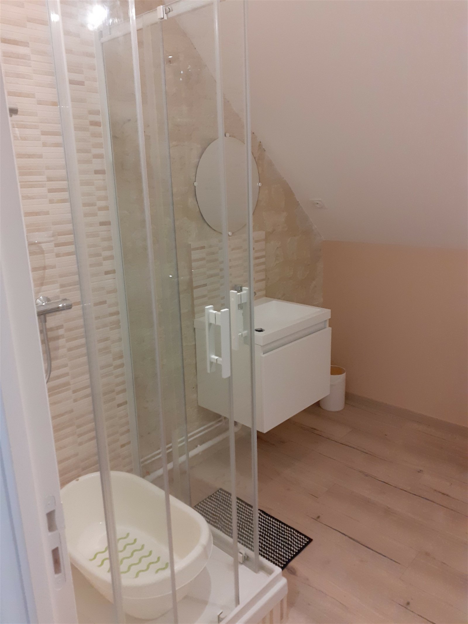 Oberoende Studio Savigny-en-Véron 237508