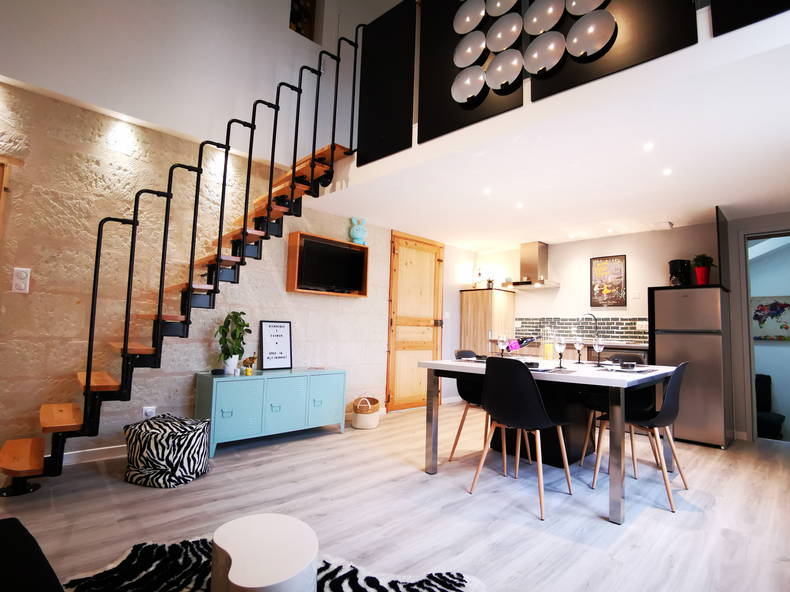 Entire Home Saumur 250383-2