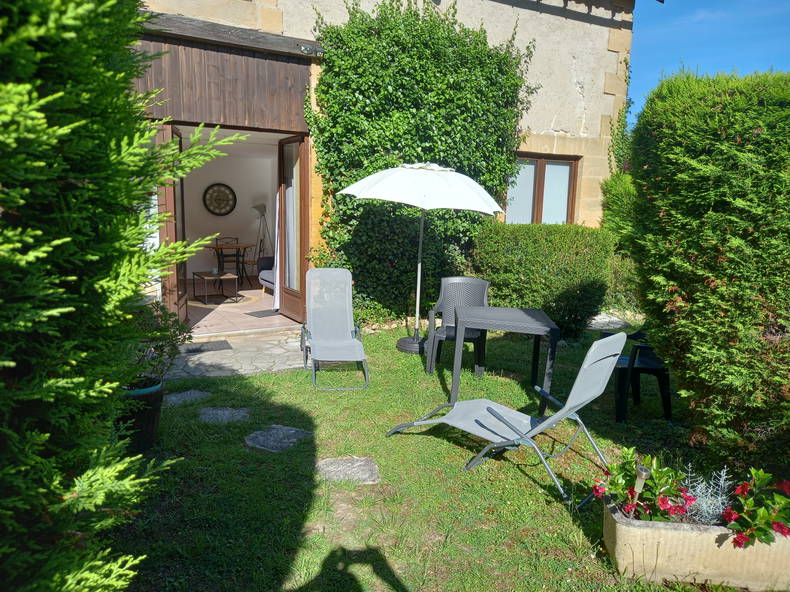 Entire Home Montignac 166379-5