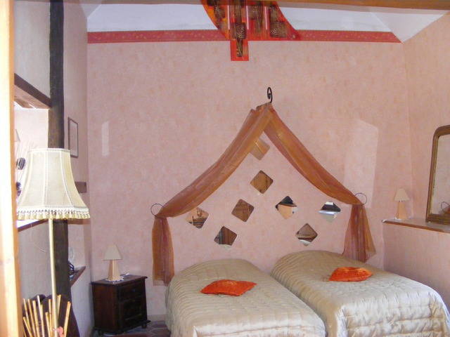 Habitaciones De Huéspedes Bleury-Saint-Symphorien 29750-4