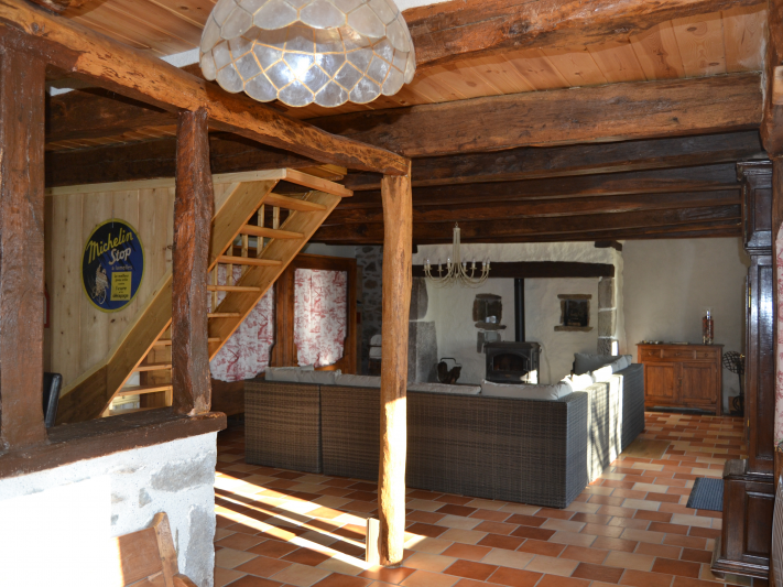 Homestay Tauves 148313-1