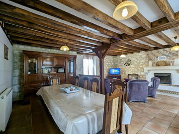 Entire home for rent in Vicq-Sur-Nahon - photo 2 : dining room-2