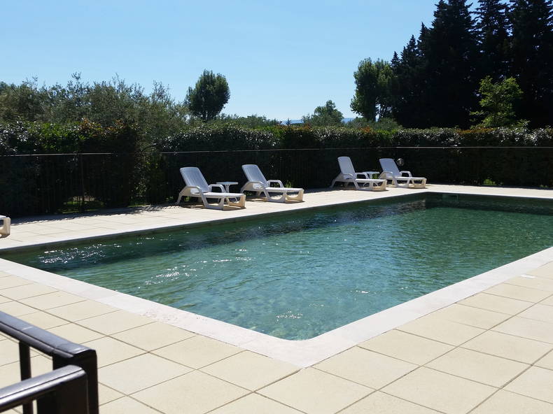 Entire Home Monteux 166565-3