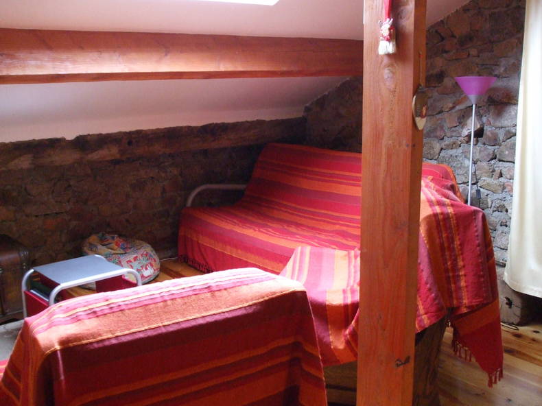 Hele Huis Saint-Rirand 70830-3