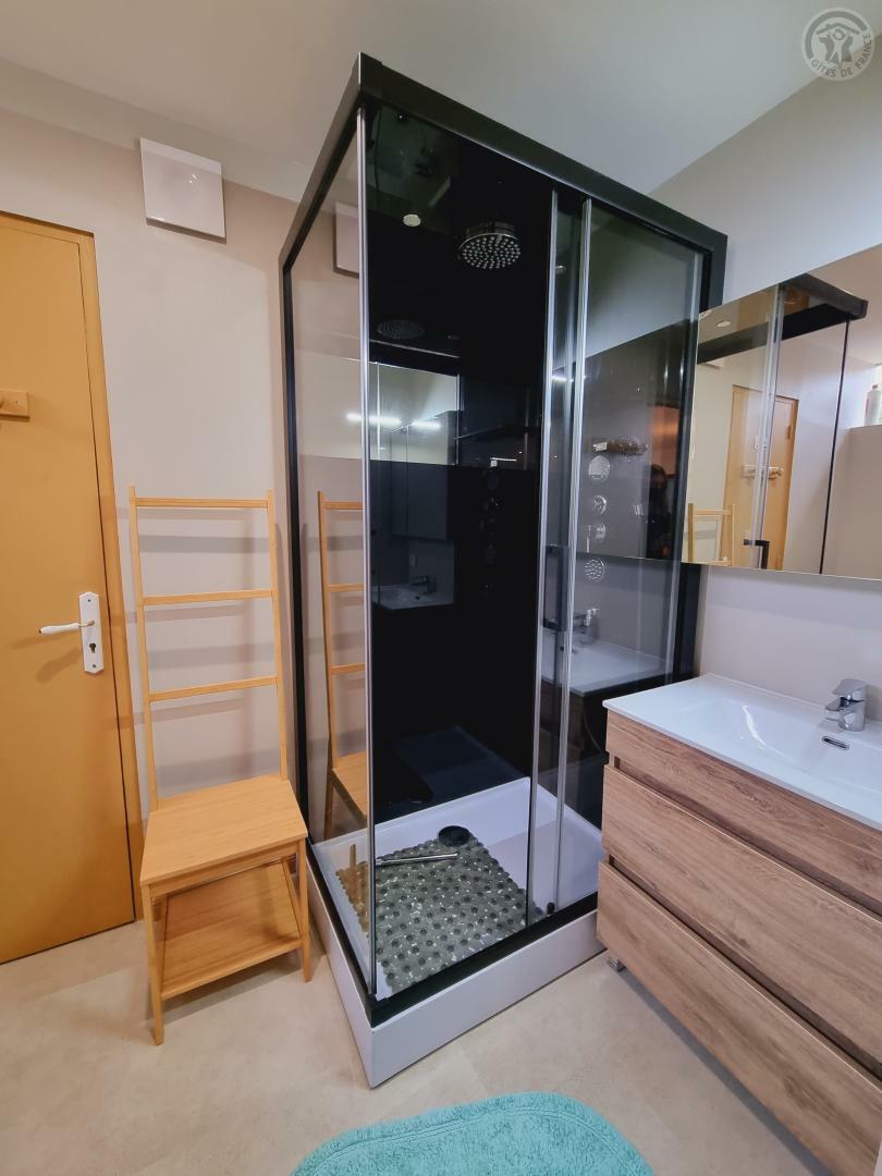 Itsenäinen Studio Chevregny 258503
