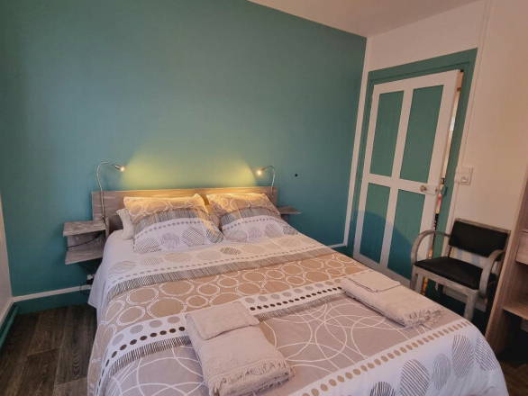 Hela Huset Chevregny 258503-4