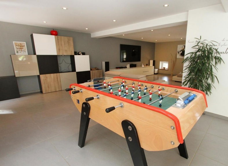 Unabhängiges Studio Divajeu 195456